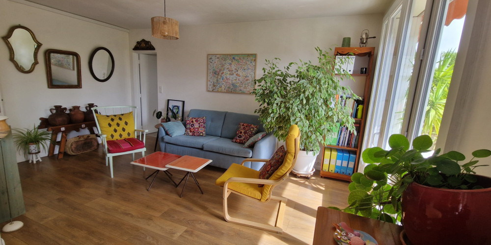 appartement à BORDEAUX (33200)