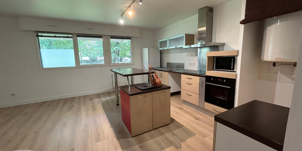 appartement à BORDEAUX (33200)