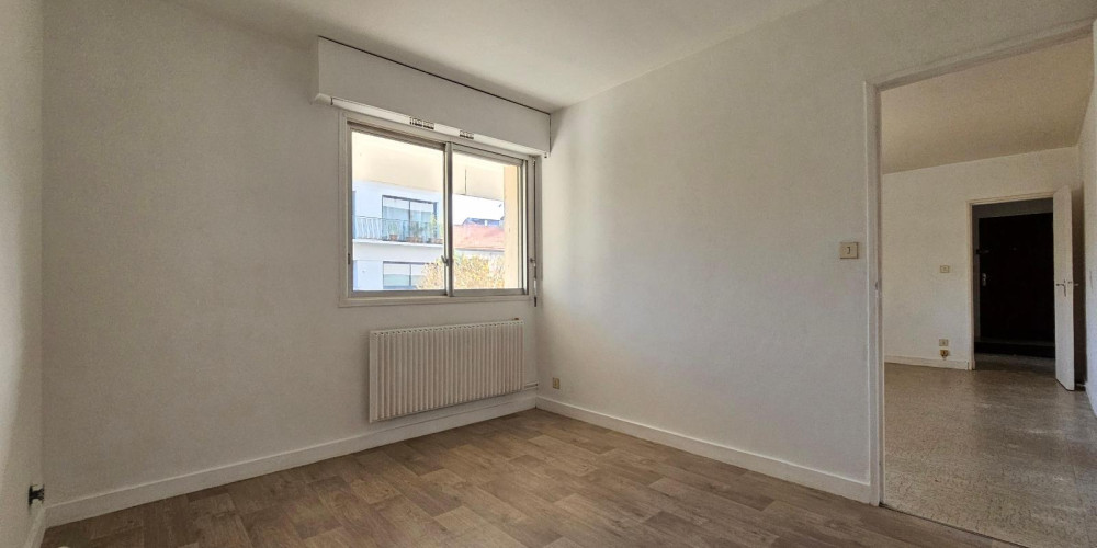appartement à BORDEAUX (33200)
