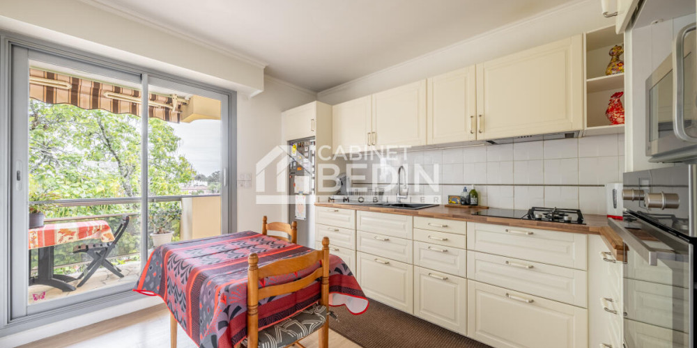appartement à BORDEAUX (33200)
