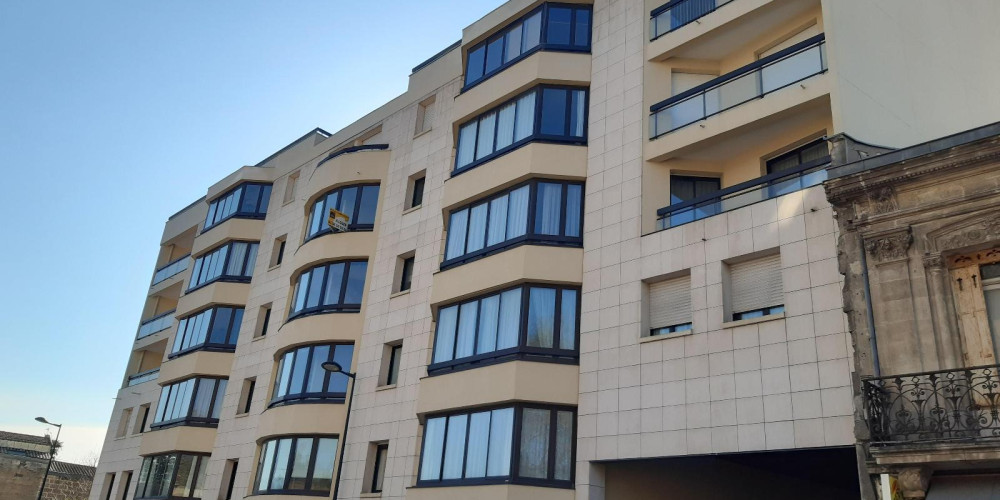 appartement à BORDEAUX (33200)