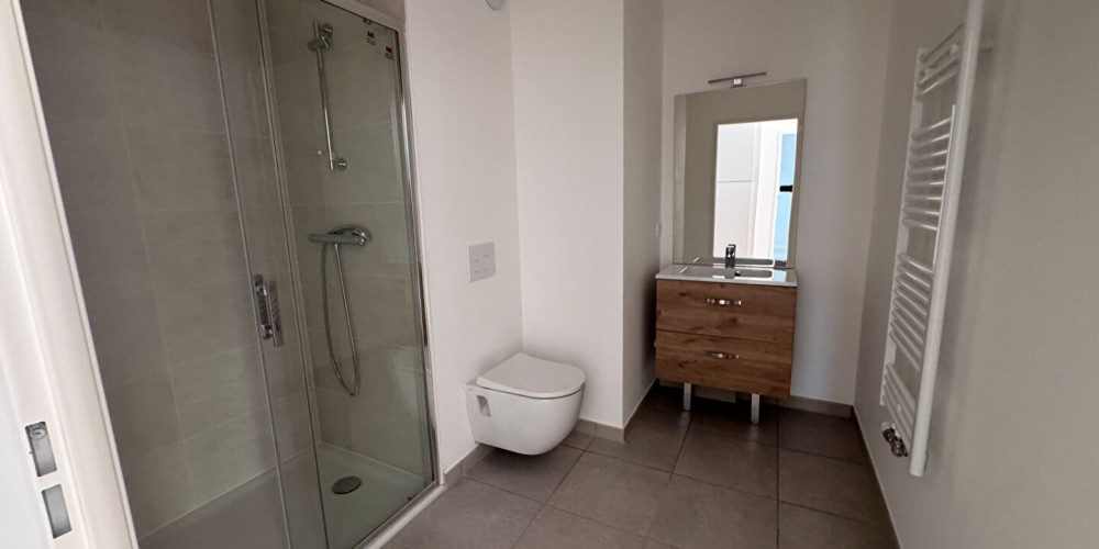 appartement à BORDEAUX (33200)