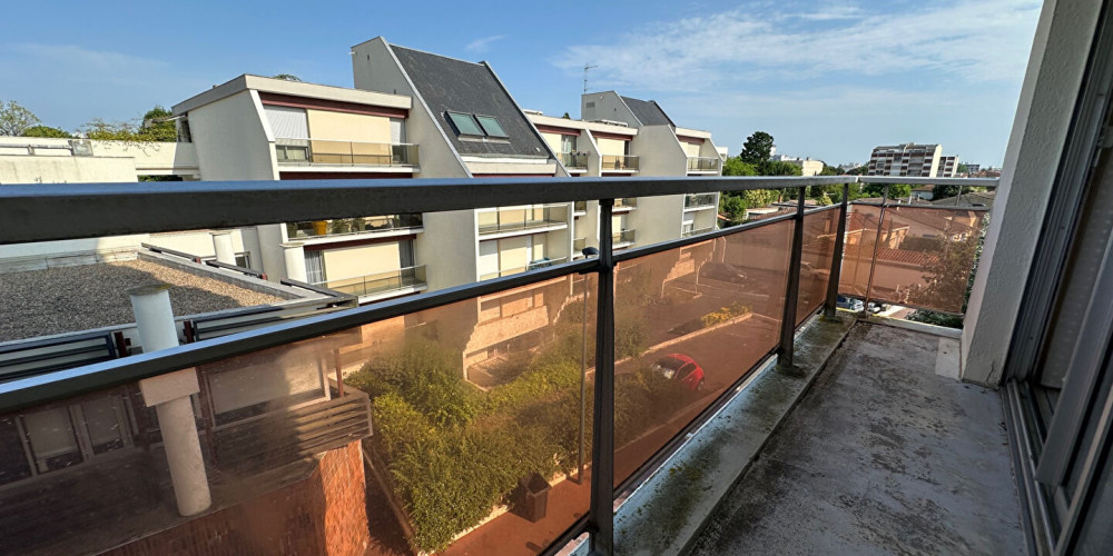 appartement à BORDEAUX (33200)