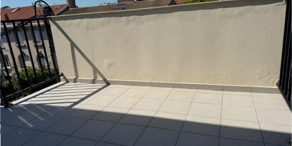 appartement à BORDEAUX (33200)