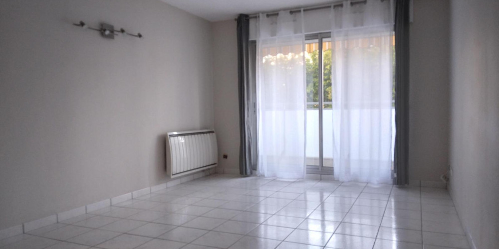 appartement à BORDEAUX (33200)