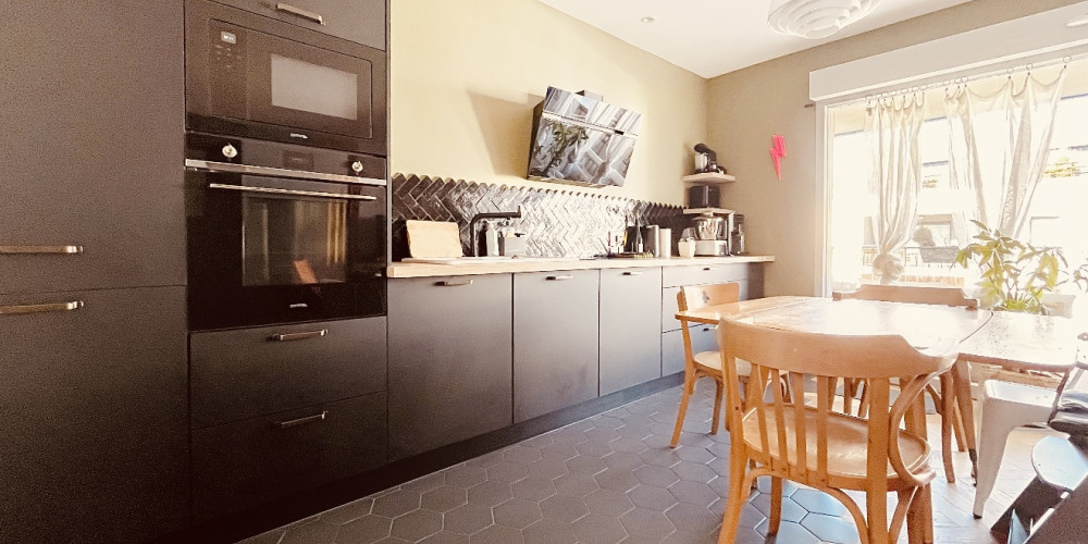 appartement à BORDEAUX (33200)