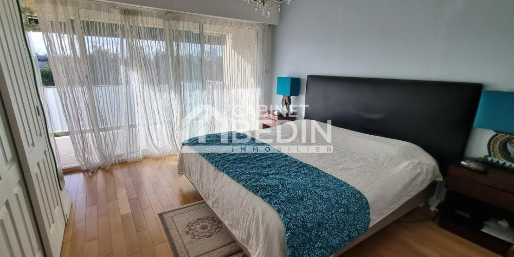 appartement à BORDEAUX (33200)
