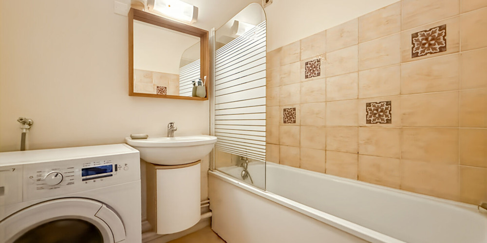 appartement à BORDEAUX (33200)