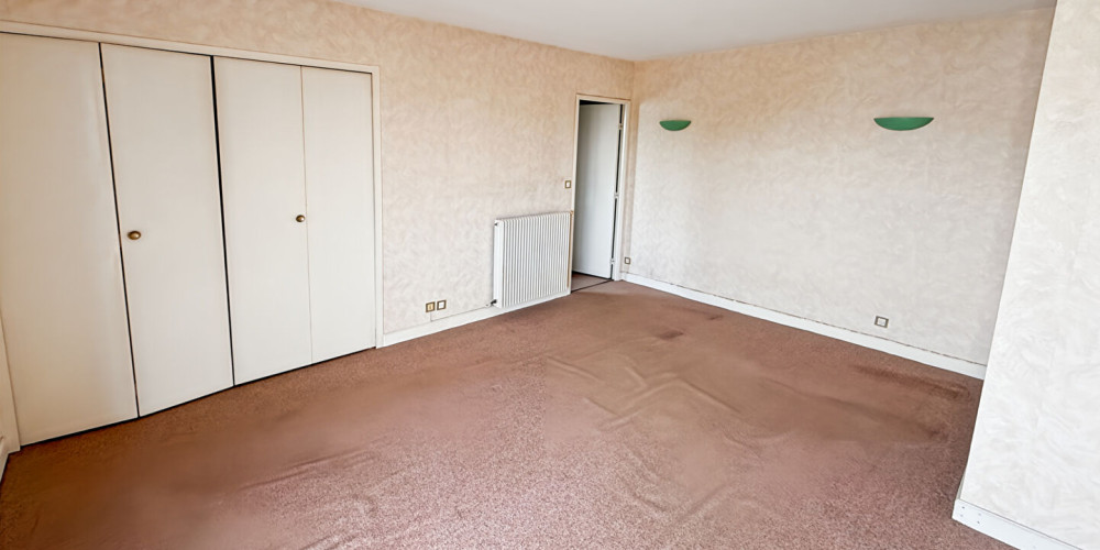 appartement à BORDEAUX (33200)