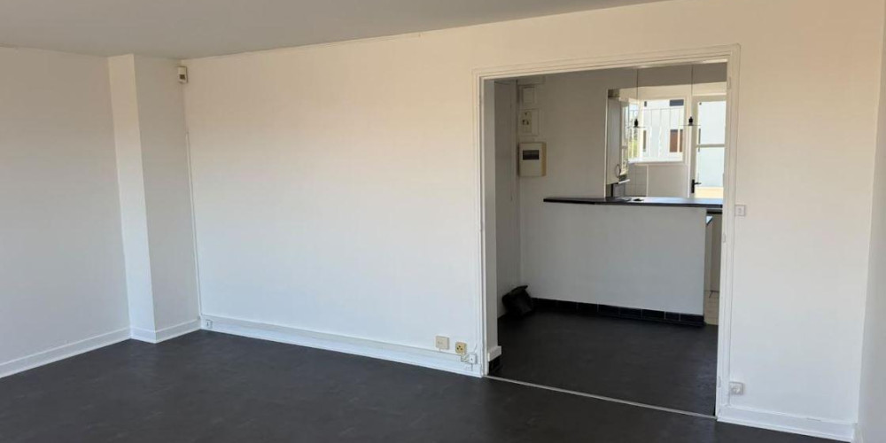 appartement à BORDEAUX (33200)