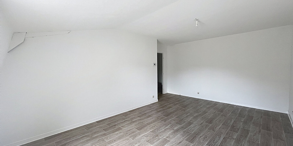 appartement à BORDEAUX (33300)
