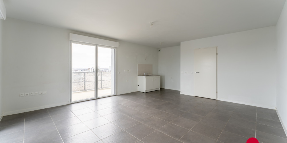 appartement à BORDEAUX (33300)