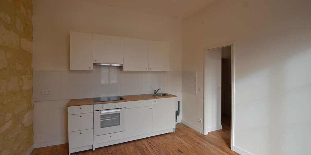 appartement à BORDEAUX (33300)