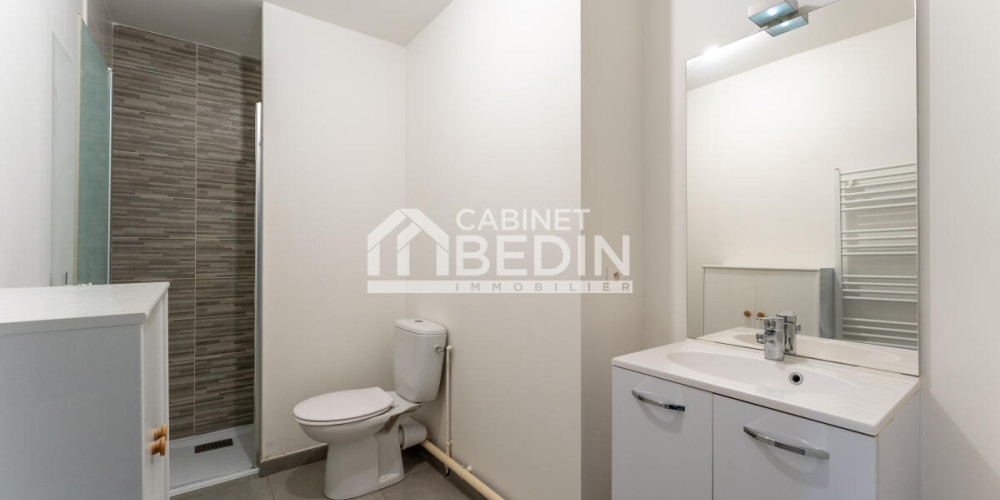 appartement à BORDEAUX (33300)