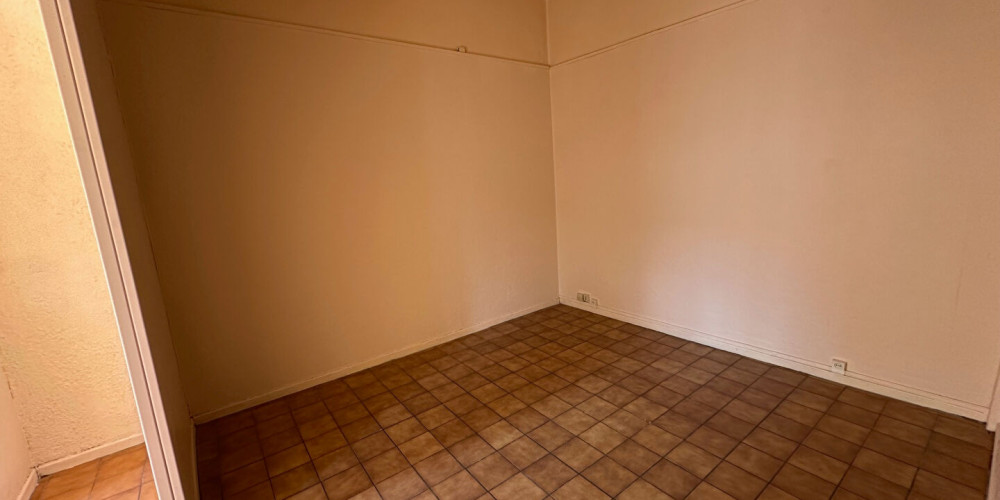 appartement à BORDEAUX (33300)