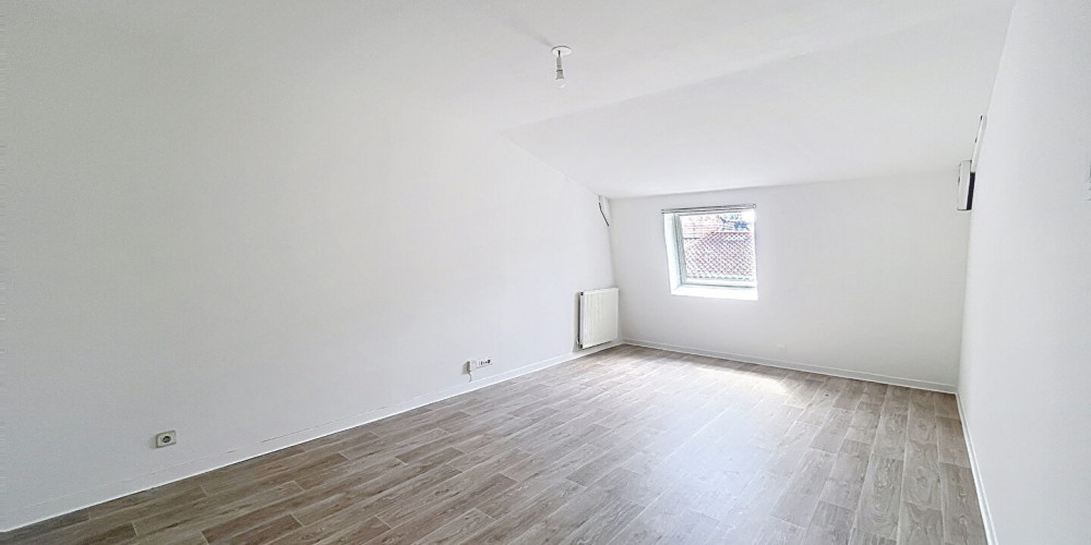 appartement à BORDEAUX (33300)