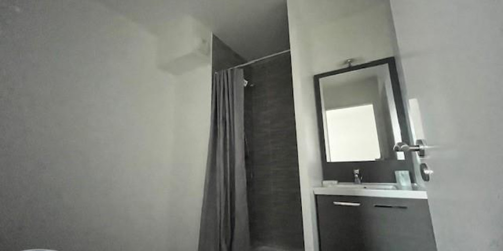 appartement à BORDEAUX (33300)