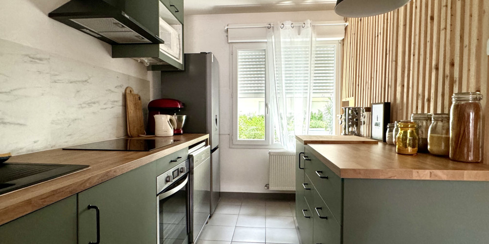 appartement à BORDEAUX (33300)