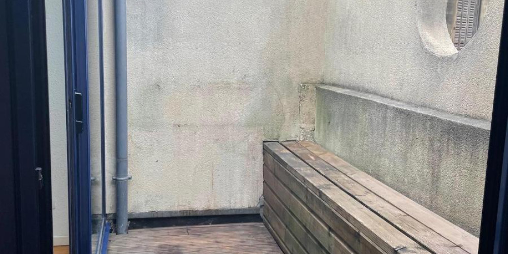 appartement à BORDEAUX (33300)