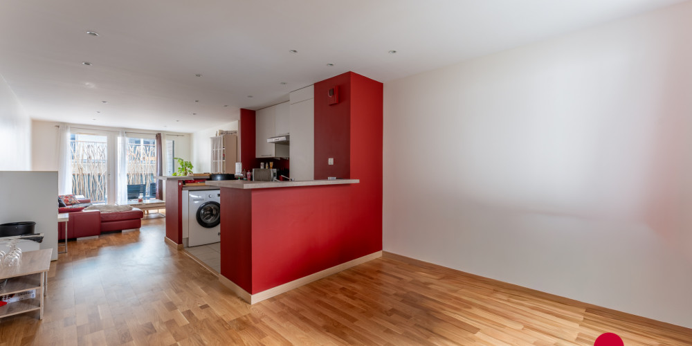 appartement à BORDEAUX (33300)