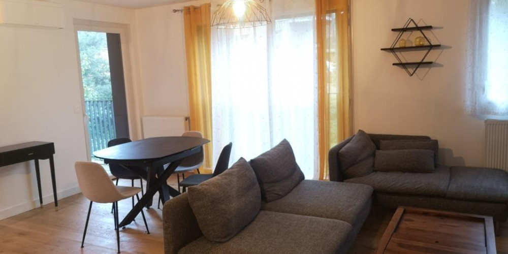 appartement à BORDEAUX (33300)