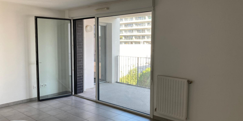 appartement à BORDEAUX (33300)