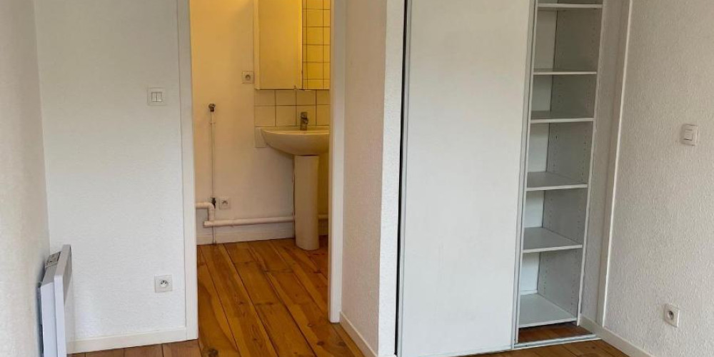 appartement à BORDEAUX (33300)