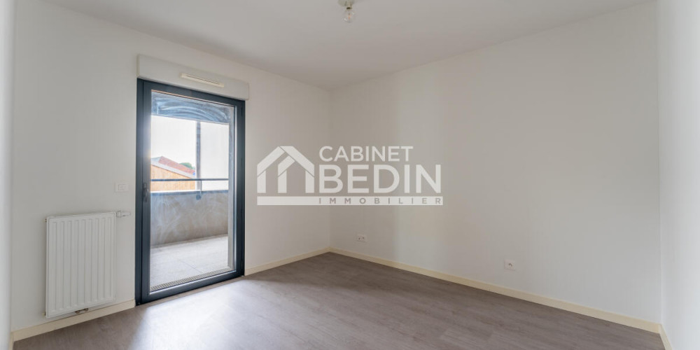 appartement à BORDEAUX (33300)