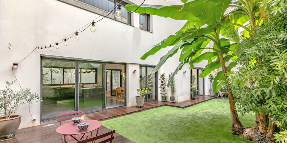 appartement à BORDEAUX (33300)