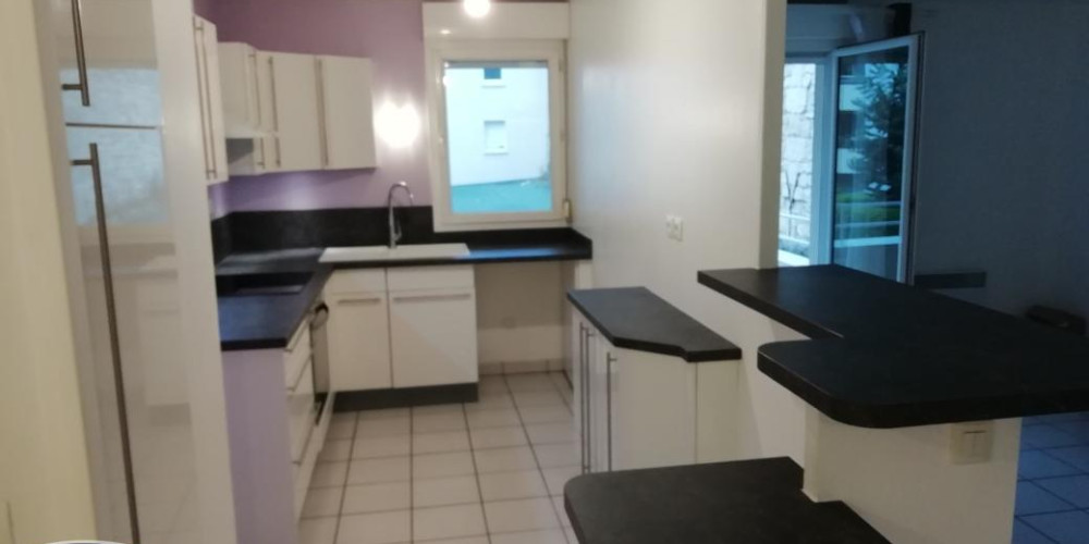 appartement à BORDEAUX (33300)