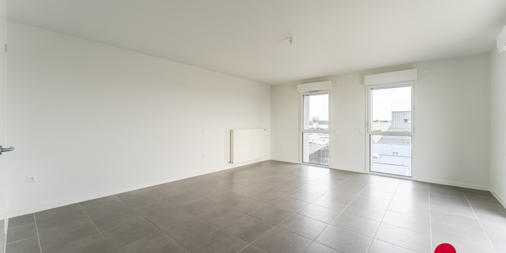 appartement à BORDEAUX (33300)