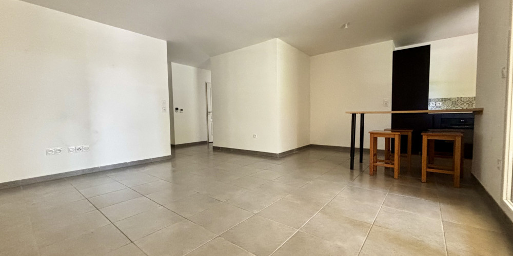 appartement à BORDEAUX (33300)