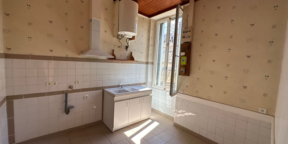 appartement à BORDEAUX (33300)