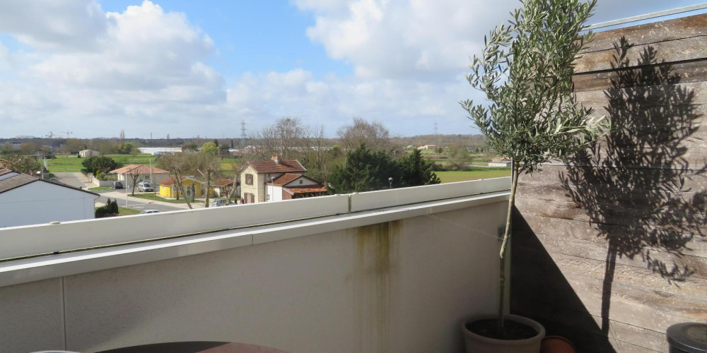 appartement à EYSINES (33320)