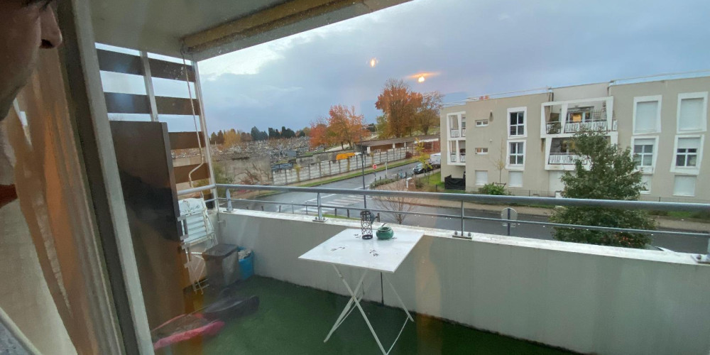 appartement à BRUGES (33520)