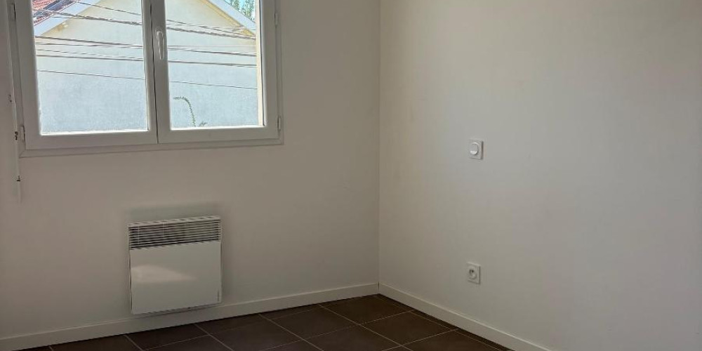 appartement à BRUGES (33520)