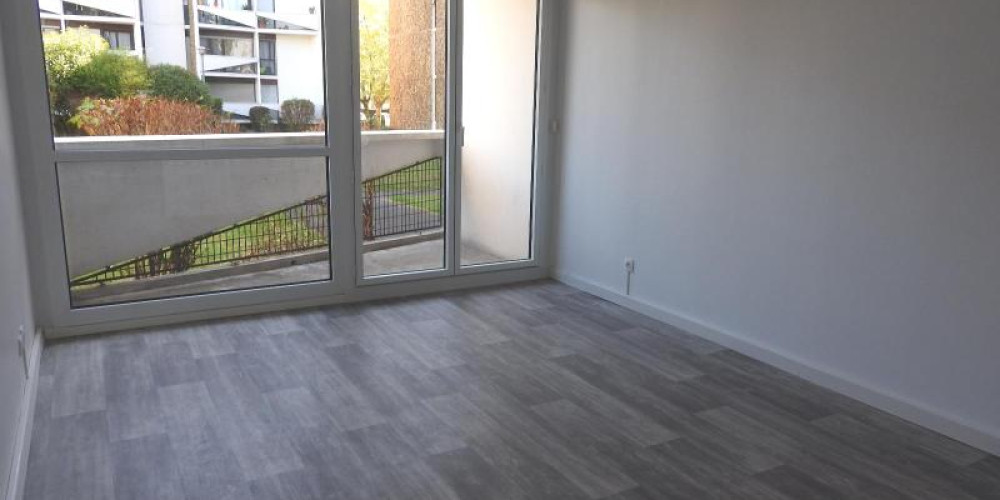 appartement à PESSAC (33600)