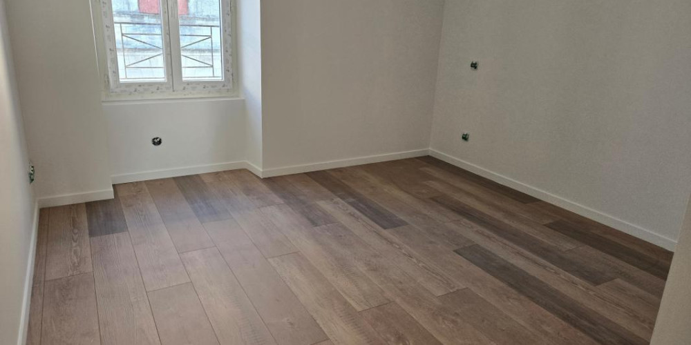 appartement à PODENSAC (33720)