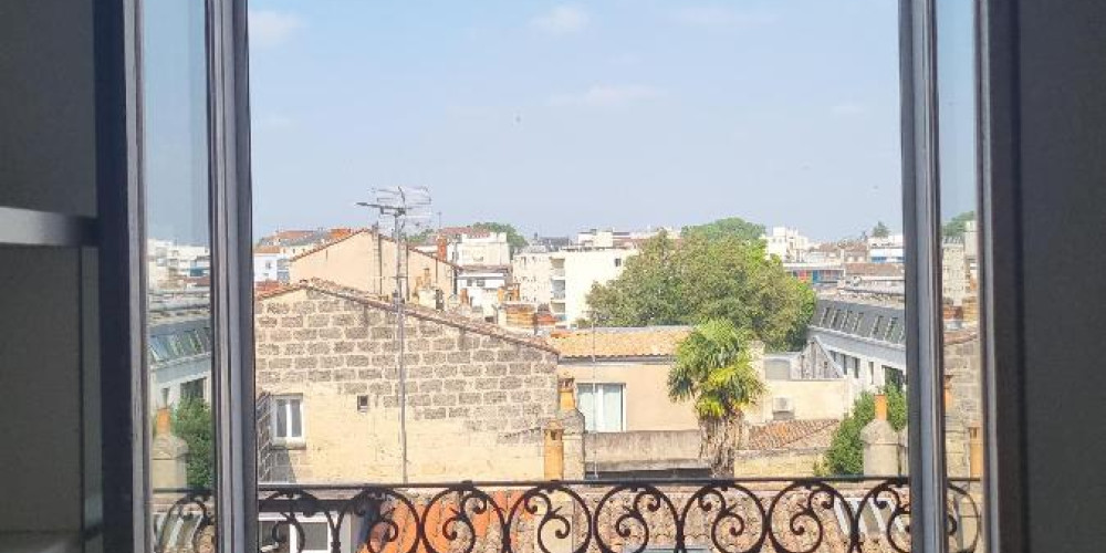 appartement à BORDEAUX (33800)