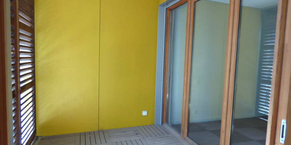 appartement à BORDEAUX (33800)