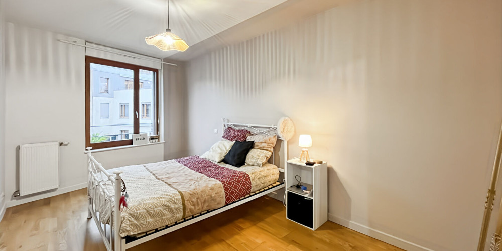 appartement à BORDEAUX (33800)