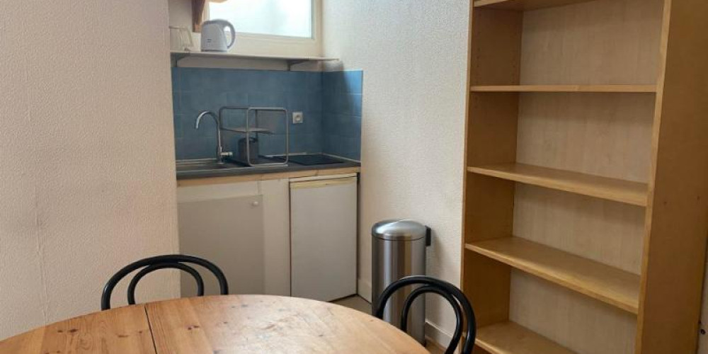 appartement à BORDEAUX (33800)