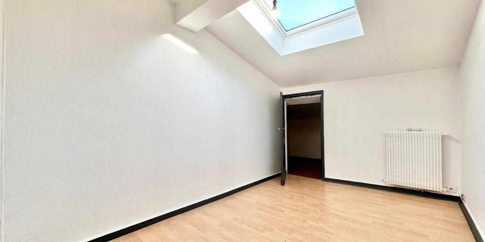 appartement à BORDEAUX (33800)