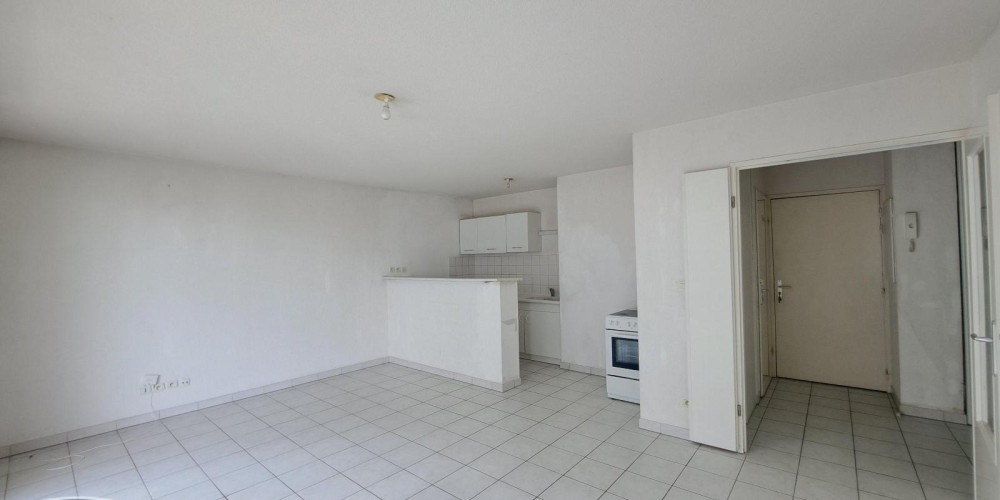 appartement à BORDEAUX (33800)