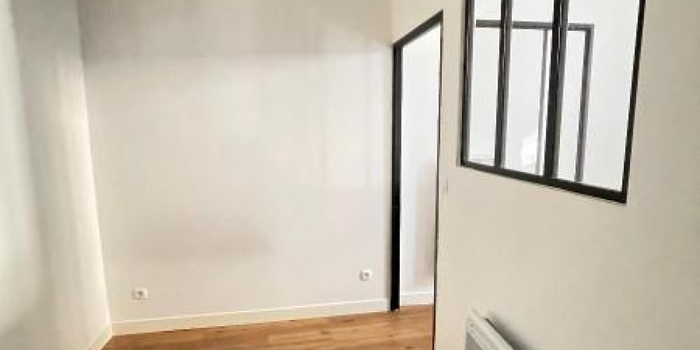 appartement à BORDEAUX (33800)