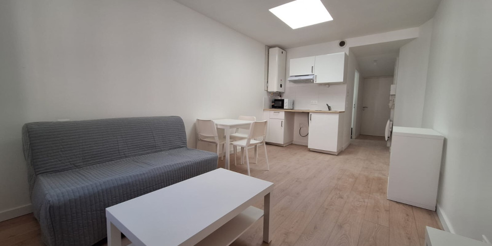 appartement à BORDEAUX (33800)