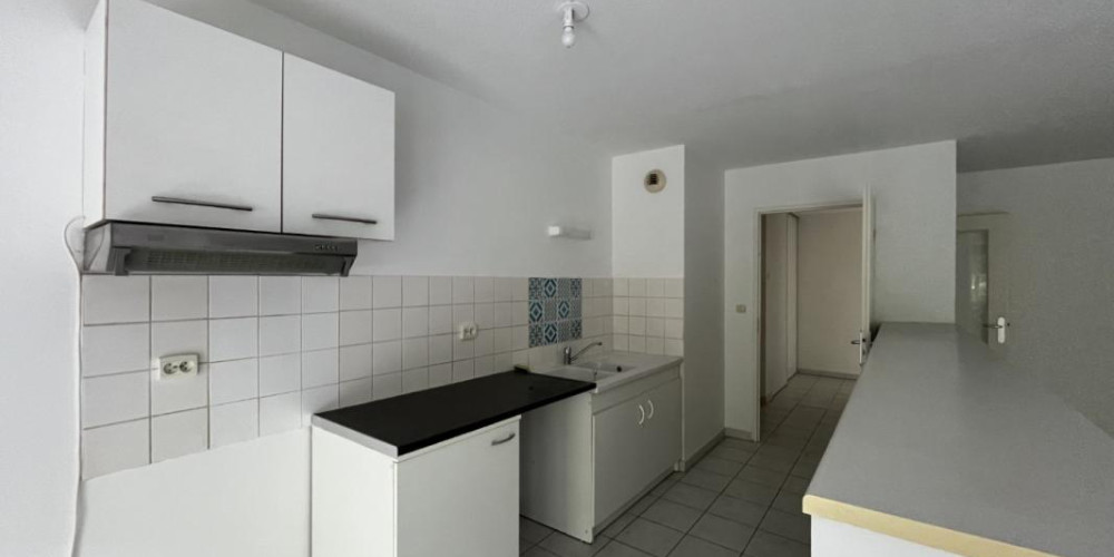 appartement à BORDEAUX (33800)