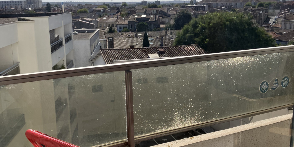 appartement à BORDEAUX (33800)