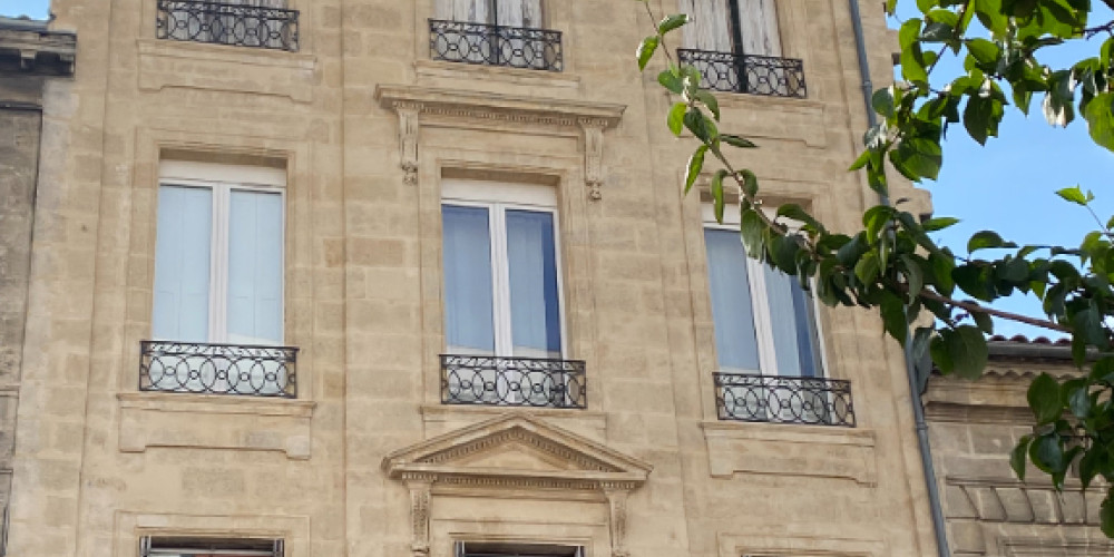 appartement à BORDEAUX (33800)