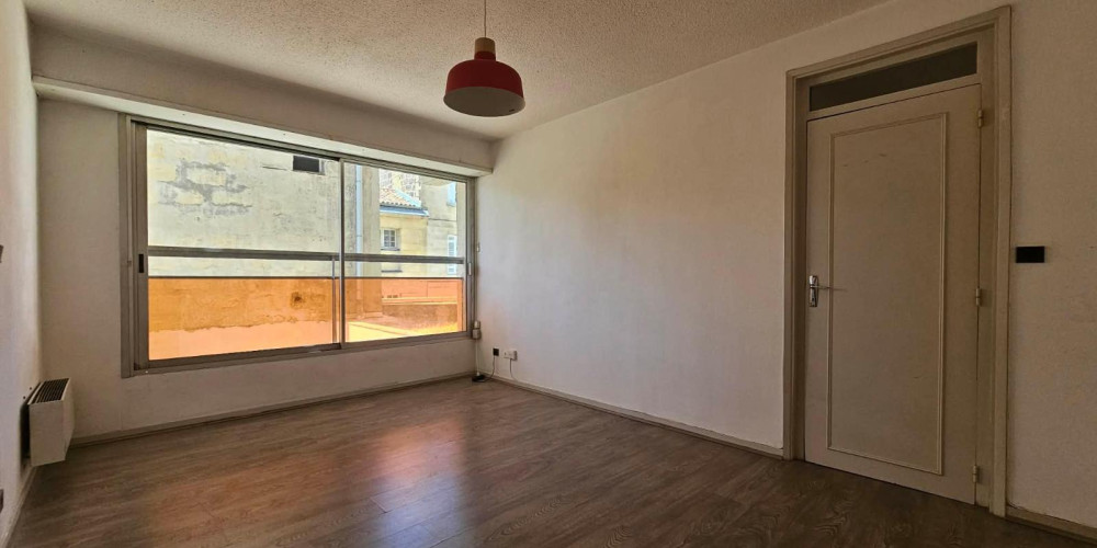 appartement à BORDEAUX (33800)